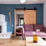 Udanypobyt Dom Forest Prestige House Villa *
