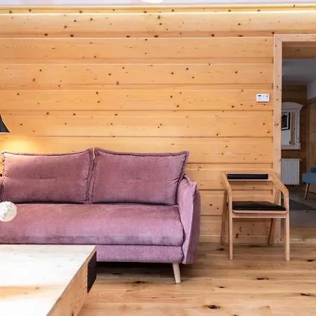 וילה Udanypobyt Dom Forest Prestige House