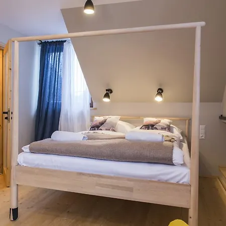 Villa Dom Forest Prestige House *