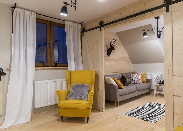 וילה Udanypobyt Dom Forest Prestige House