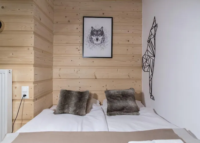 Udanypobyt Dom Forest Prestige House